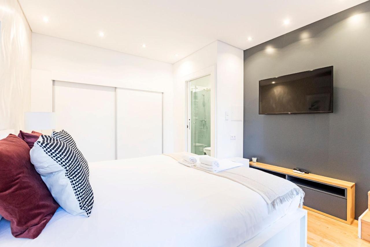 Wonderful Duplex W Private Patio & Ac By Lovelystay Porto Ngoại thất bức ảnh